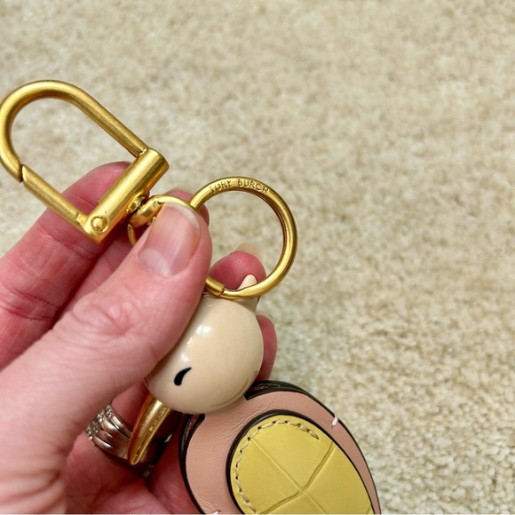 Tory Burch Crane Key Fob Charm - Picture 5 of 16